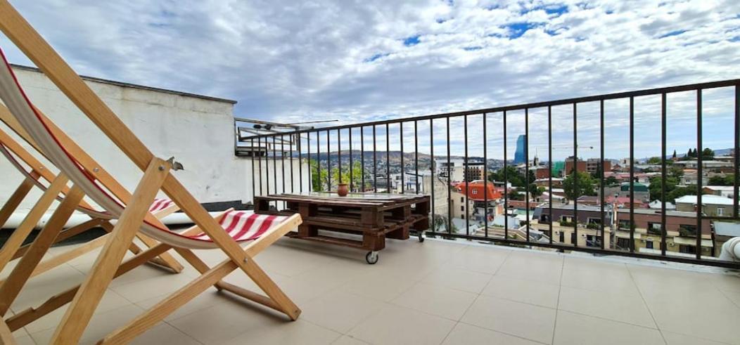 Duplex Apartment In The City Center Тбілісі Екстер'єр фото